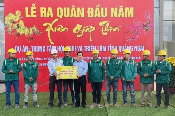 Chủ tịch UBND tỉnh Đặng Văn Minh kiểm tra, đôn đốc các công trình ra quân đầu năm