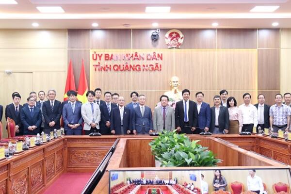 Phó Chủ tịch UBND tỉnh Võ Phiên tiếp Đoàn công tác Ngân hàng Oita- Nhật Bản