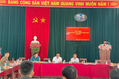 Thanh niên Trà Phú hăng hái lên đường nhập ngũ năm 2025